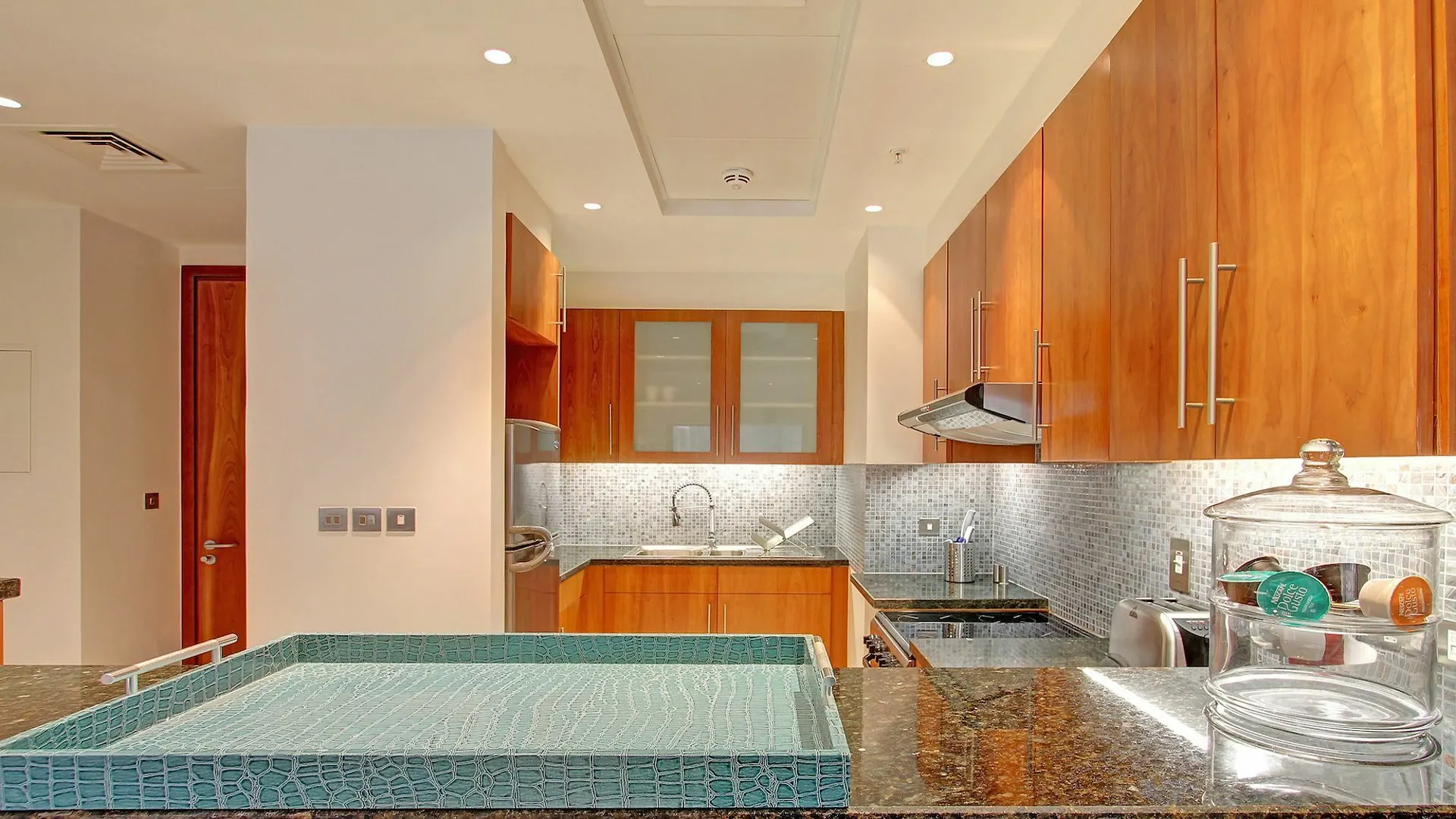 Dhh - Central Park Dubai Apartment