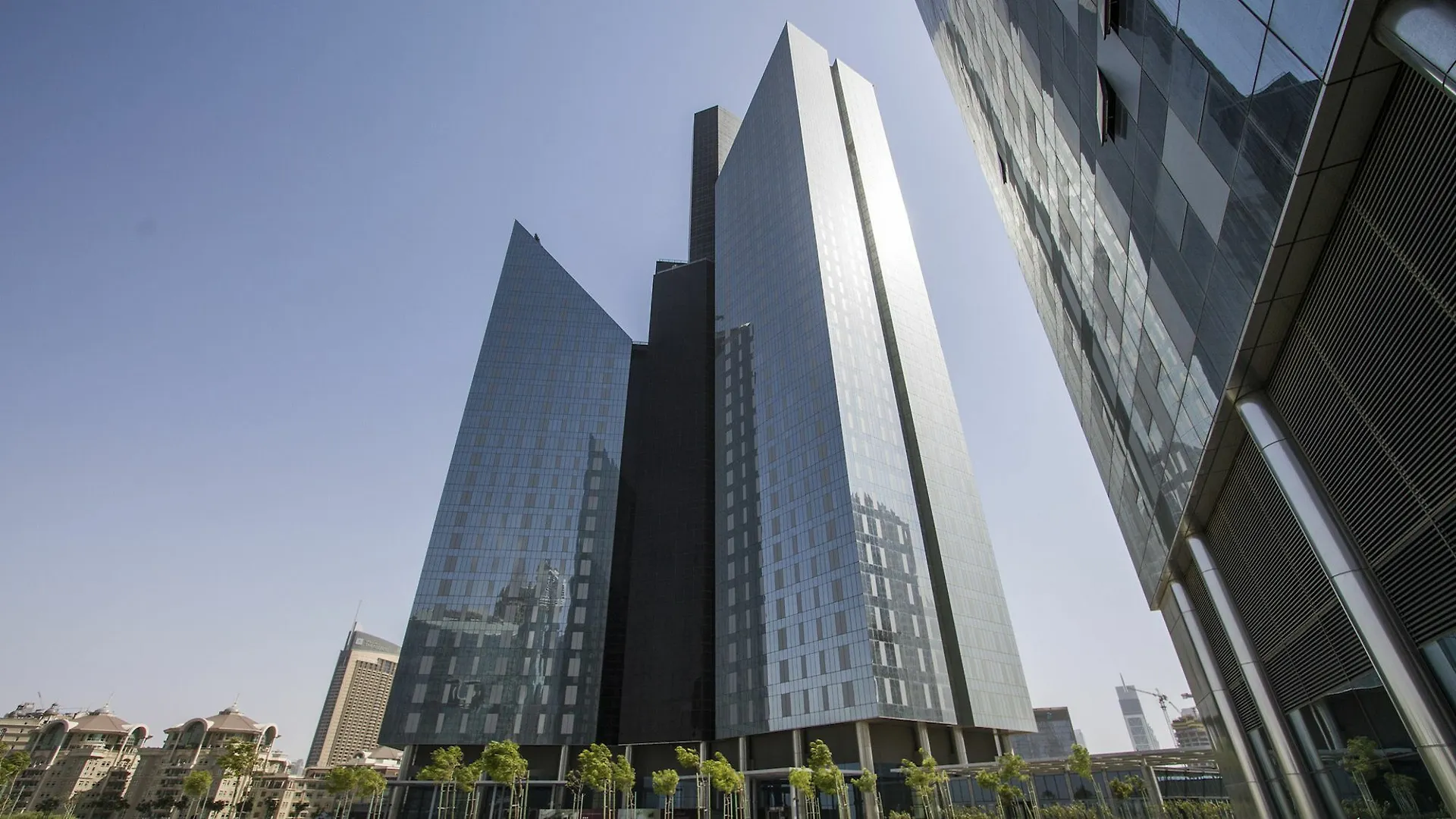 Dhh - Central Park Dubai Apartment