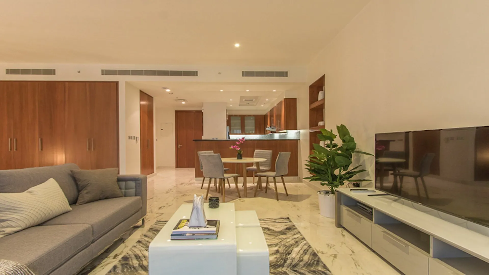 Dhh - Central Park Dubai