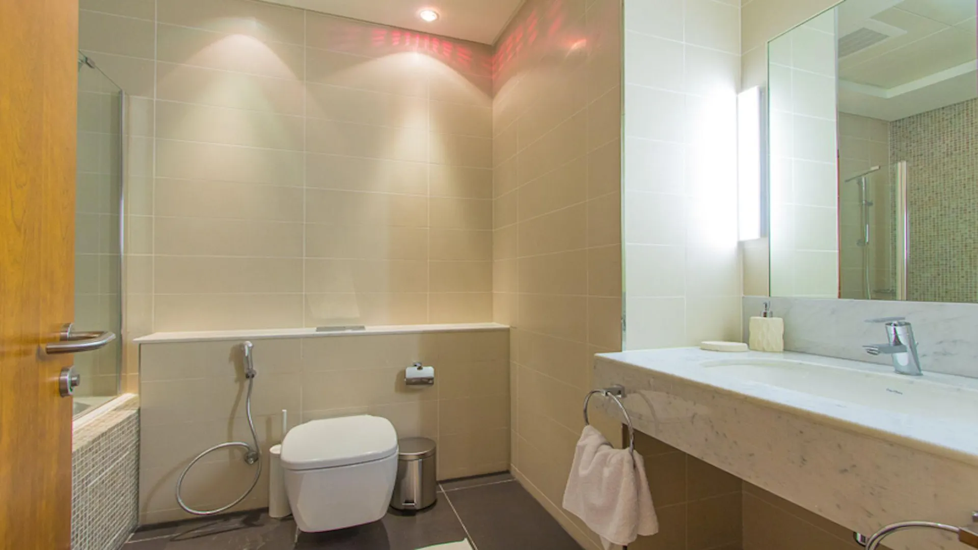 Dhh - Central Park Dubai 0*,  United Arab Emirates