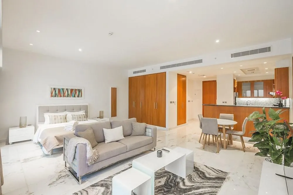 Dhh - Central Park Dubai 0*,  United Arab Emirates